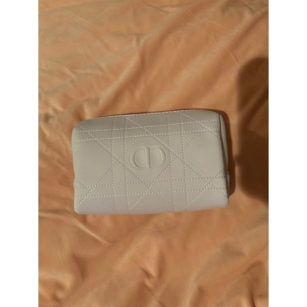 Dior white trousse